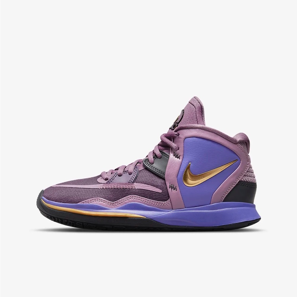 Big Kids Kyrie Infinity Basketball Shoes